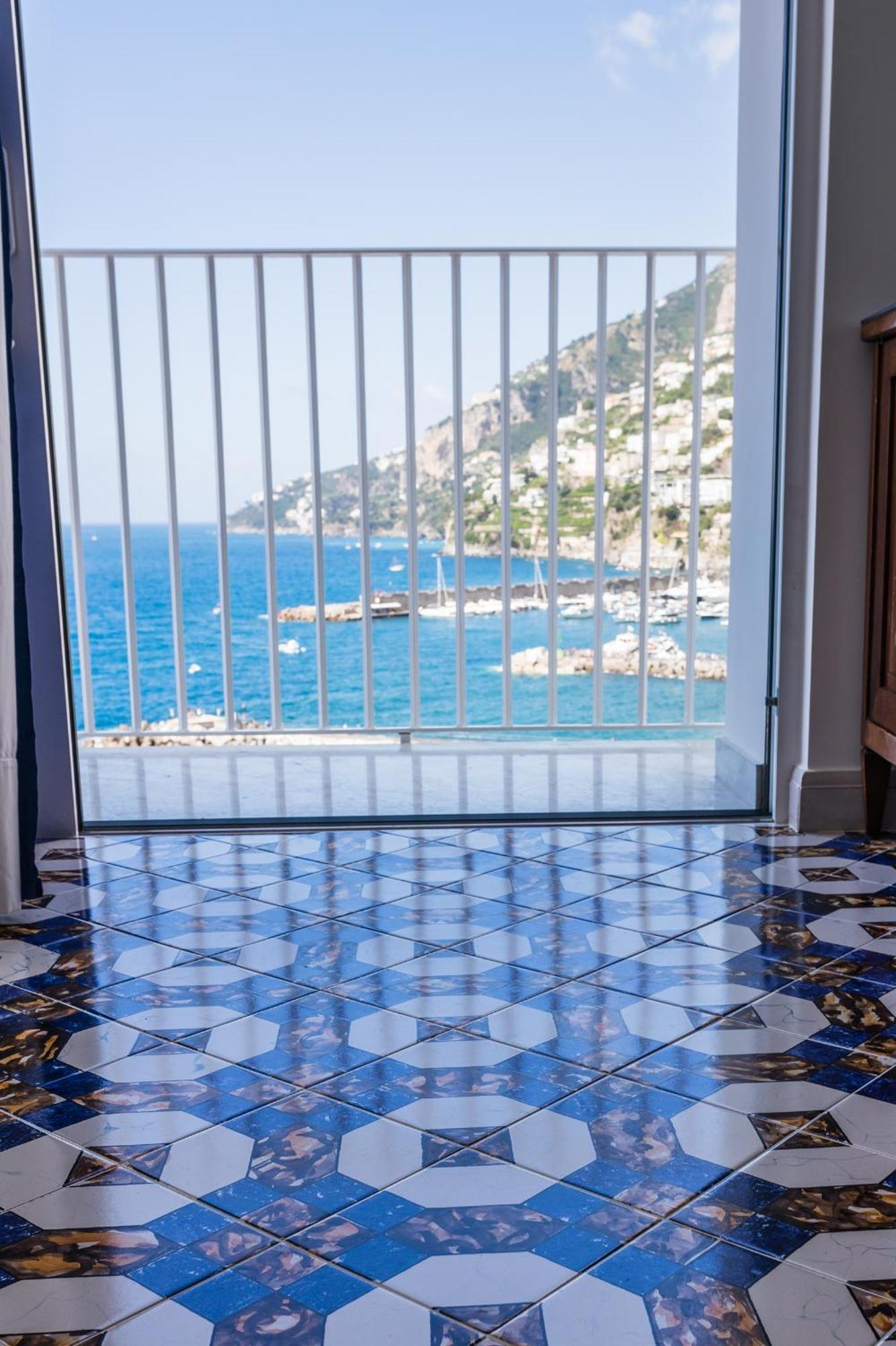 Hotel Marina Riviera Amalfi Esterno foto
